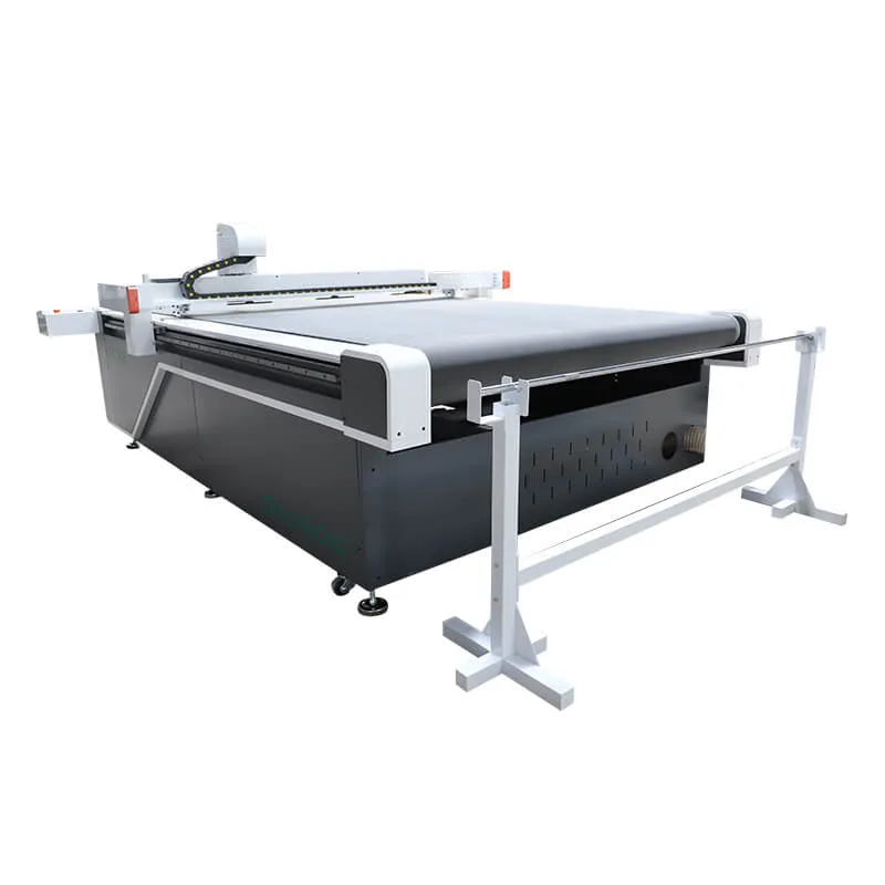 Echipament CNC de Tăiere cu Cuțit Oscilant/Vibrant cu Alimentare Automată, 1615S 2