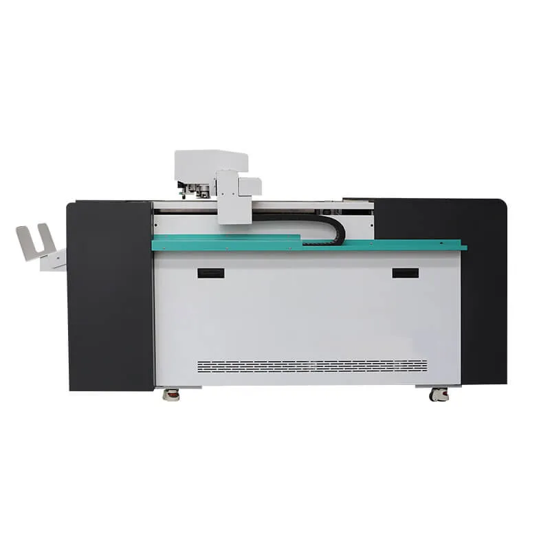Echipament de Tăiere Flatbed Digital cu Cuțit Plotter pentru Vinil, IGK-6040 1