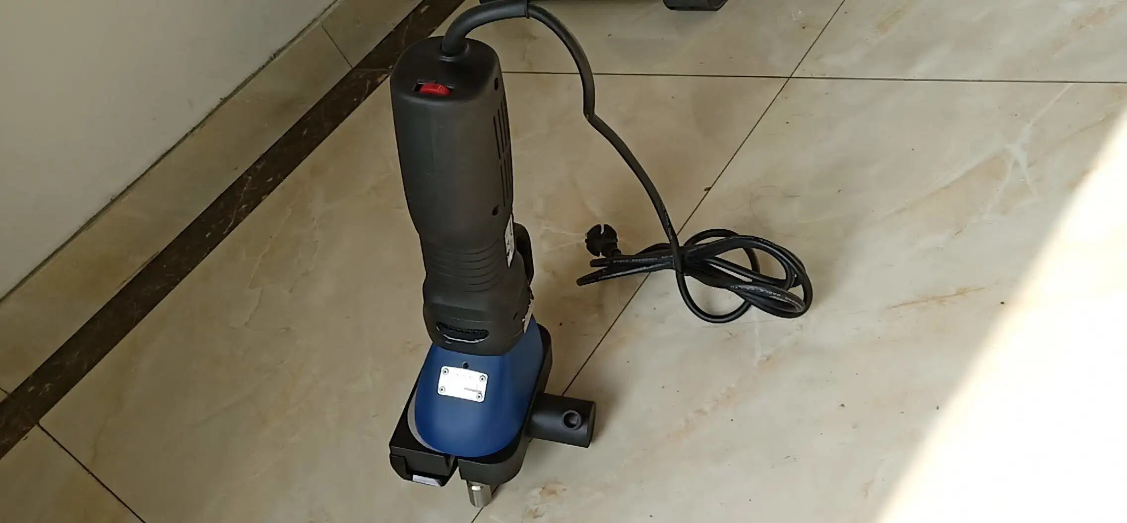 Echipament de falțuire pentru canale de aer HVAC 3