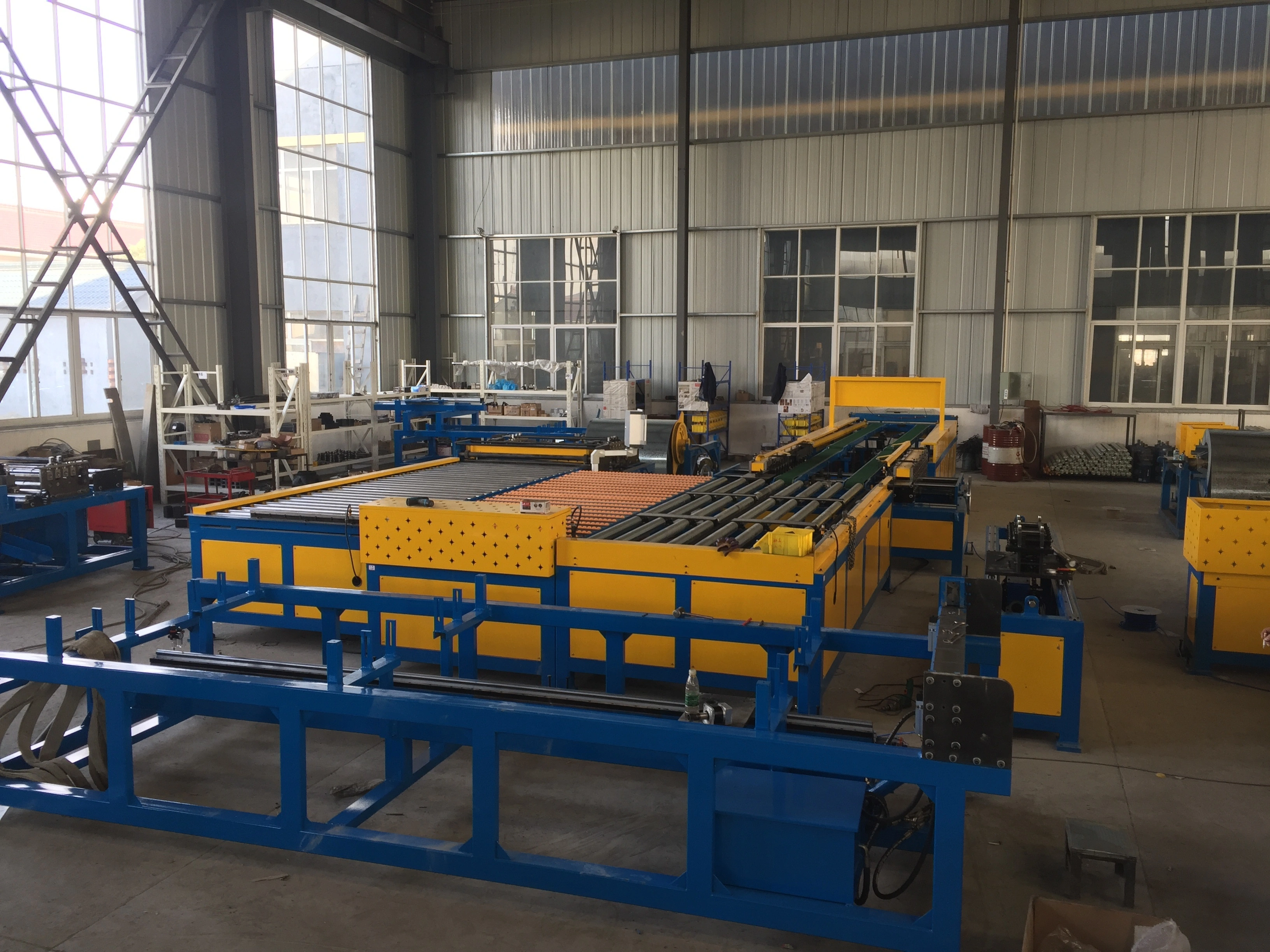 Linie automată de producție tubulatură HVAC – Linie 5 (tip U) 1