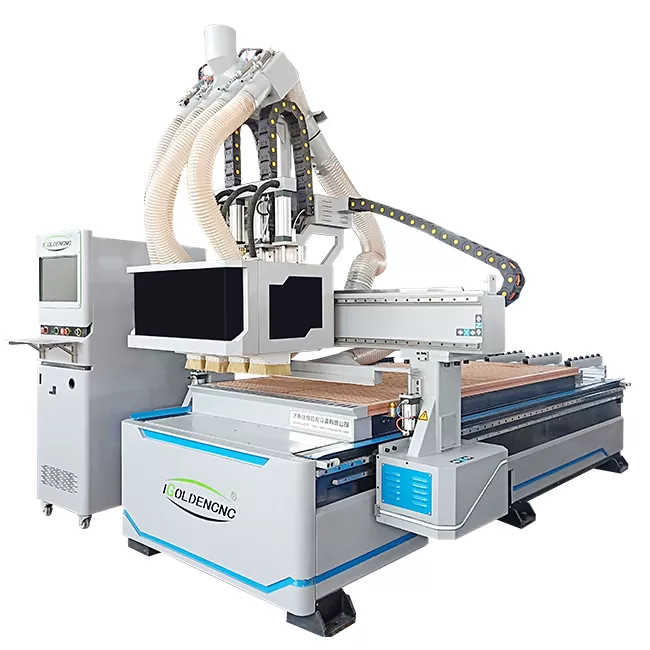 Echipament CNC, cu patru procese, de tăiere pentru fabricarea dulapurilor, eficient din punct de vedere al costurilor