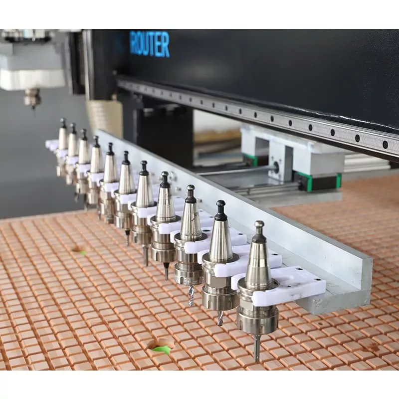 Router CNC de tăiere placaj, cu ATC, tip liniar 3
