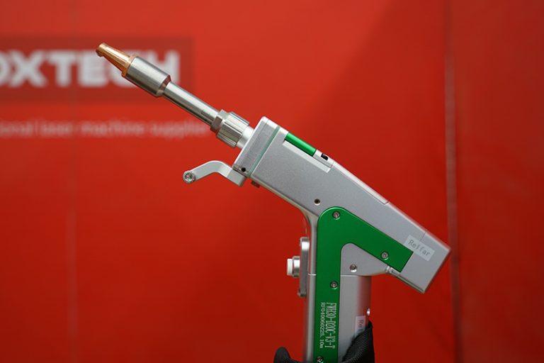 Echipament portabil 4 în 1 pentru sudare, tăiere și curățare cu laser cu fibră, cu cap de sudare cu dublă oscilație 5